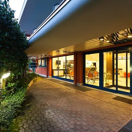 Blue Relais Maggiore-3